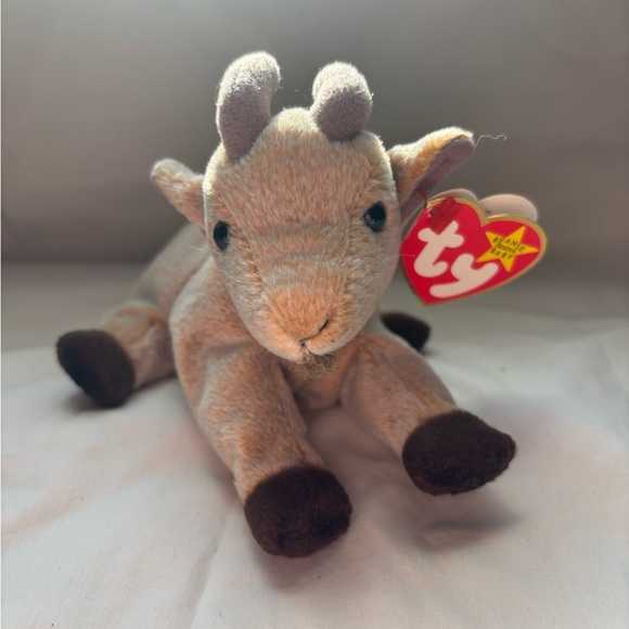 Vintage Ty Beanie Baby GOATEE the Goat (8 Inch) with original tag